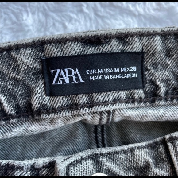 {Zara} Acid Wash Gray/Black Distressed Ripped Denim Jean Skirt, Size M - Picture 3 of 4